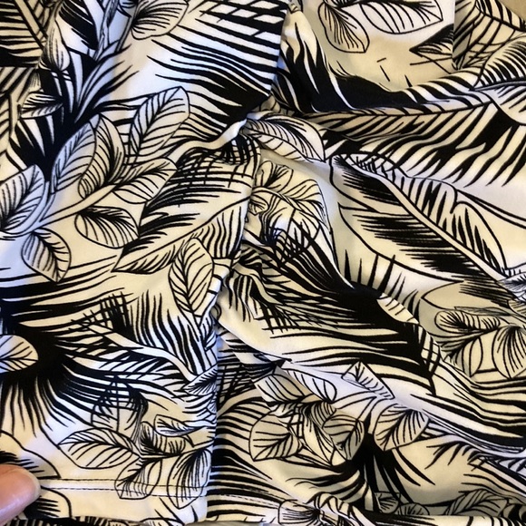 Ocean Lily XL Maternity tankini top and bottom - Picture 4 of 9